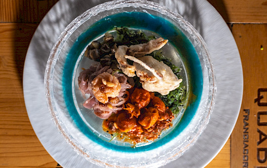 Gallery Delights - Mix of cooked sea food "In seca..."